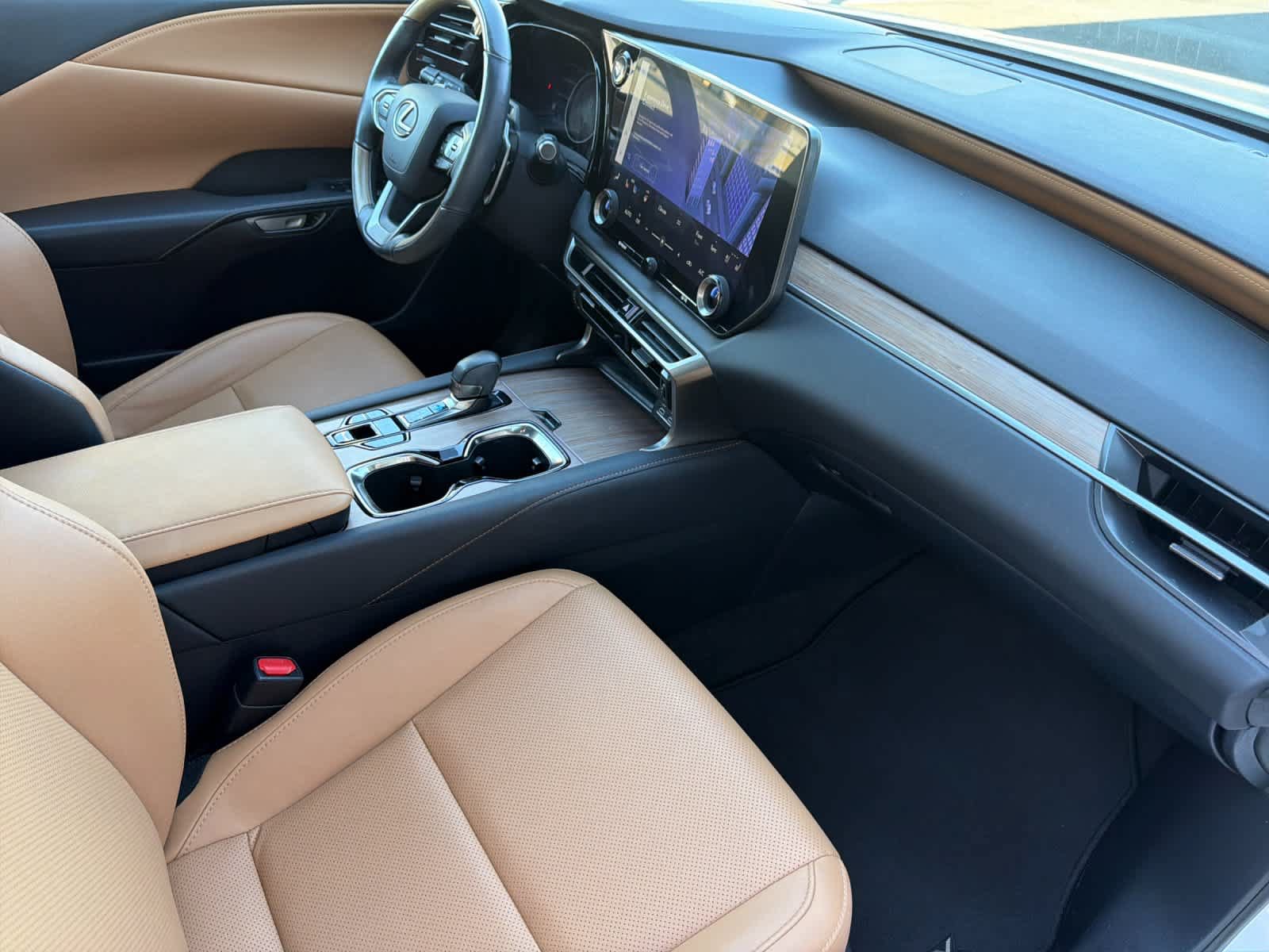 Used 2023 Lexus RX 350h w/ Cold Area Package AWD/4WD image 16