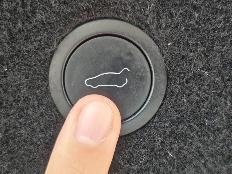 Used 2023 Tesla Model S AWD/4WD image 77