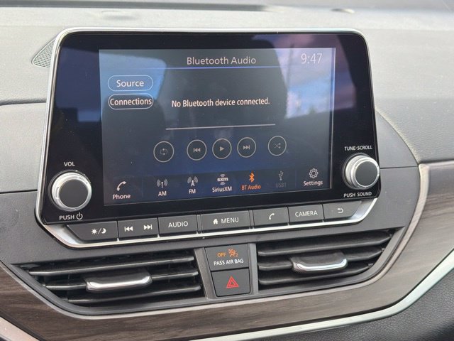Used 2025 Nissan Altima 2.5 SV FWD image 25