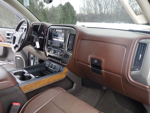 Used 2016 Chevrolet Silverado 1500 High Country w/ High Country Premium Package image 19
