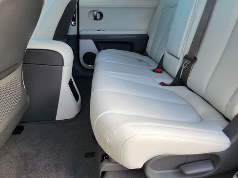 New 2026 Hyundai Ioniq 5 Limited image 10