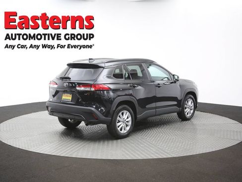 Used 2024 Toyota Corolla Cross LE FWD image 41