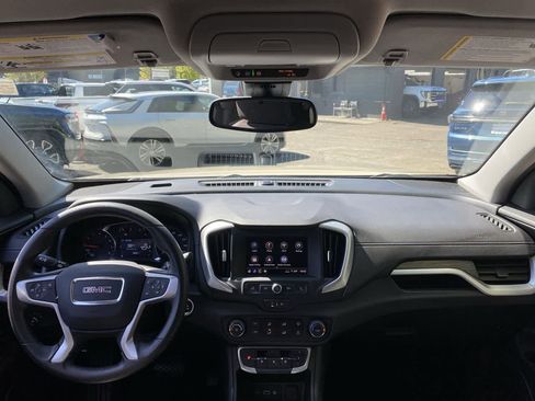 Used 2023 GMC Terrain SLE w/ Elevation Edition AWD/4WD image 12