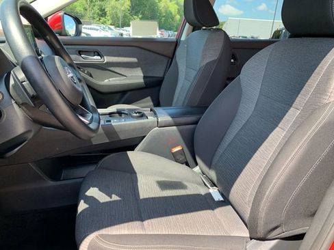 Used 2023 Nissan Rogue SV image 35