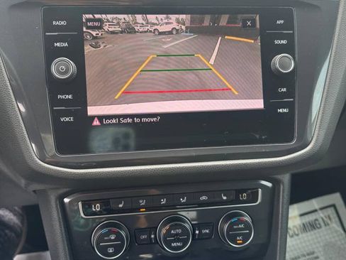 Used 2018 Volkswagen Atlas SE FWD image 11