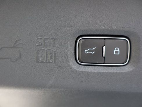 New 2026 Ford Expedition Platinum w/ Driver's Package image 38