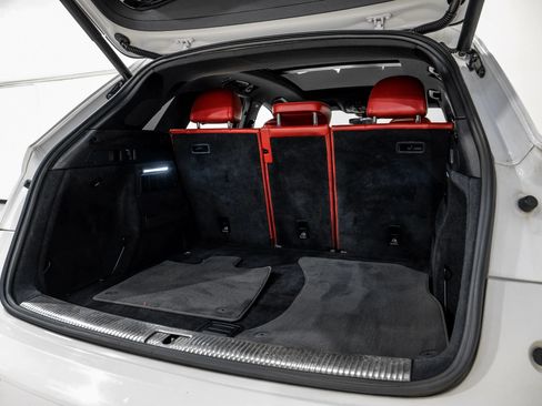 Used 2018 Audi SQ5 Premium Plus w/ S Sport Package image 62