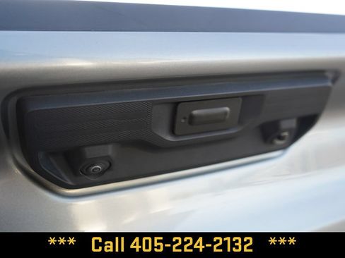Used 2025 Chevrolet Silverado 1500 LT AWD/4WD image 13