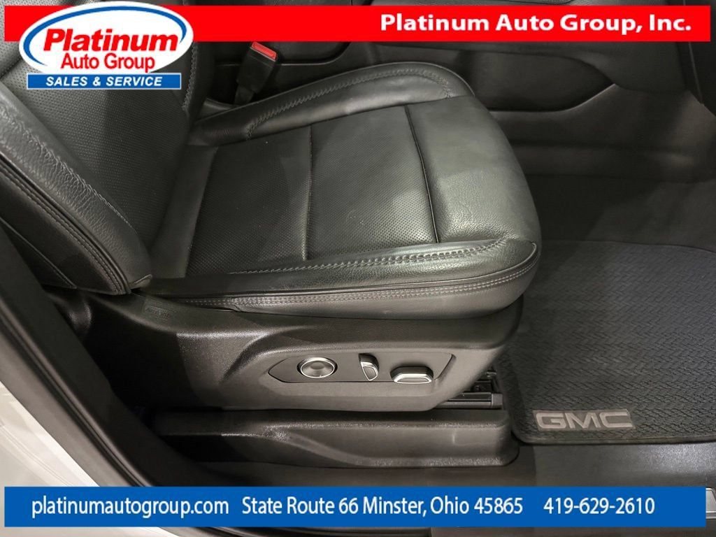 Used 2021 GMC Yukon Denali w/ Denali Premium Package AWD/4WD image 45