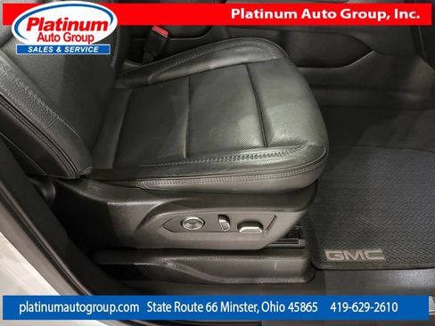 Used 2021 GMC Yukon Denali w/ Denali Premium Package AWD/4WD image 45