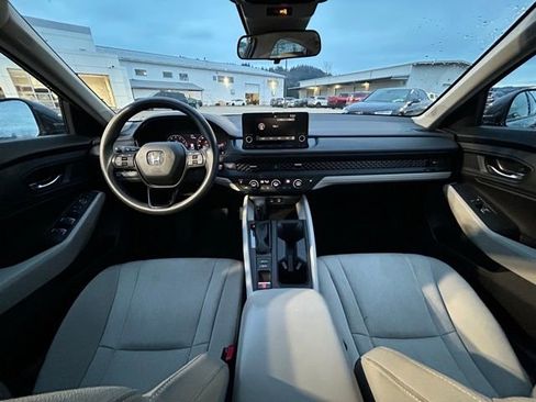 Used 2024 Honda Accord EX image 14