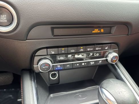 Certified 2024 MAZDA CX-5 Carbon Edition AWD/4WD image 51