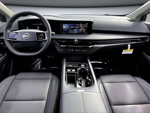 New 2025 Nissan Murano SV image 5