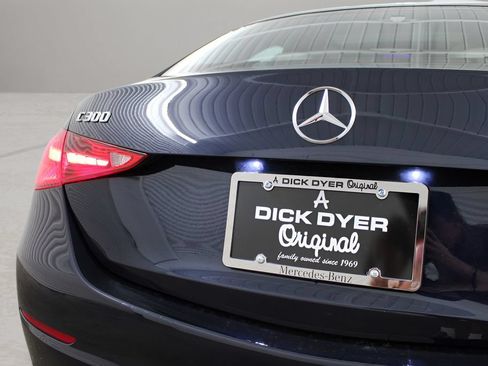 Used 2022 Mercedes-Benz C 300 Sedan image 31