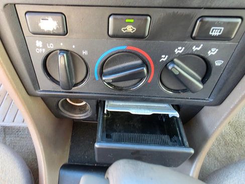 Used 2001 Toyota Camry CE image 39