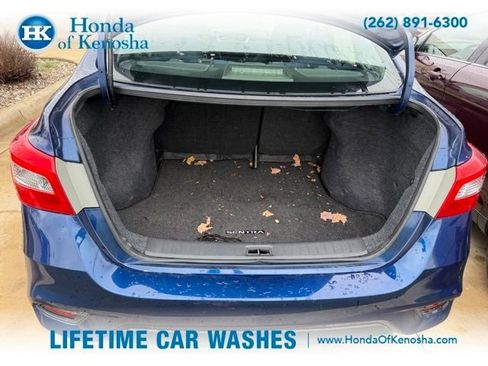 Used 2016 Nissan Sentra SV image 11