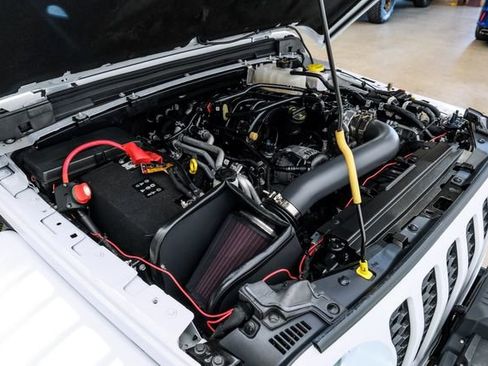 Used 2023 Jeep Gladiator Sport AWD/4WD image 73