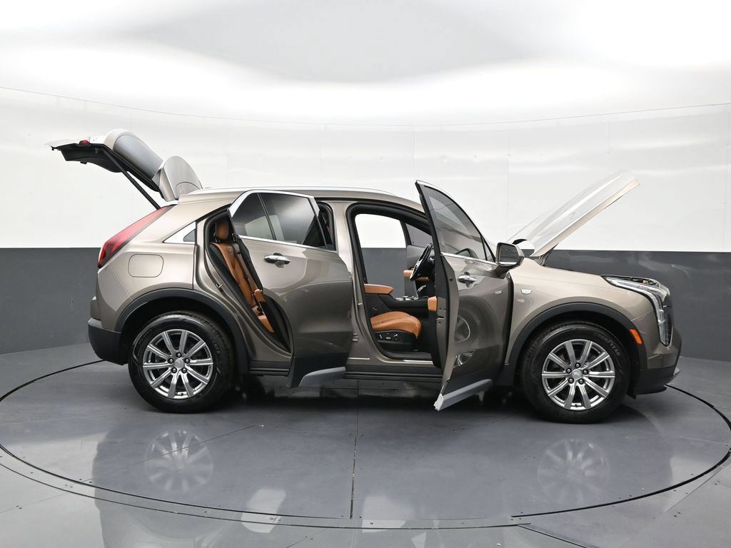 Used 2020 Cadillac XT4 Premium Luxury FWD image 29
