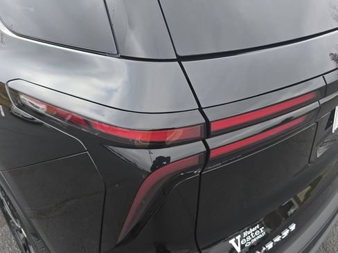 New 2026 Chevrolet Traverse LT image 35