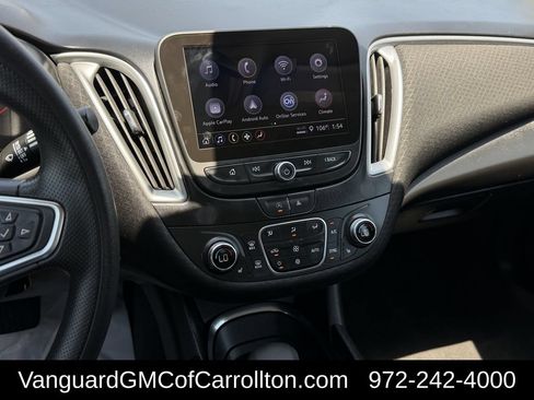 Used 2024 Chevrolet Malibu LT FWD image 17