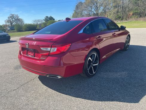 Used 2019 Honda Accord Sport image 6