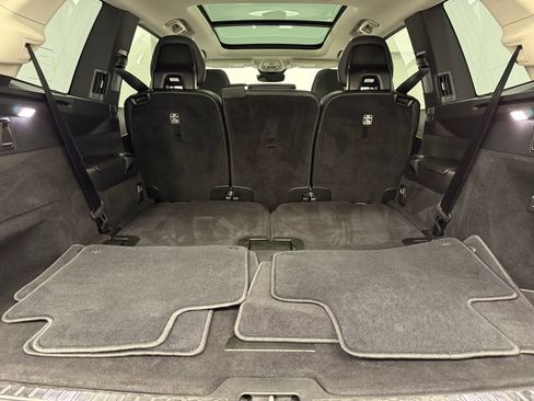 Used 2024 Volvo XC90 T8 Core image 11