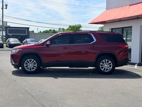 Used 2019 Chevrolet Traverse LT w/ LPO, Floor Liner Package AWD/4WD image 3