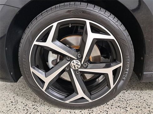 Used 2022 Volkswagen Passat 2.0T R-Line image 8