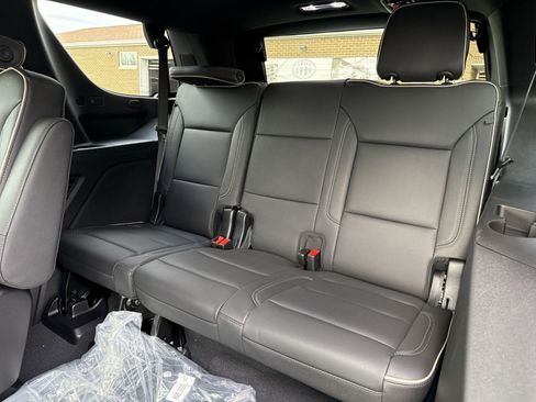 New 2026 GMC Yukon Elevation image 19