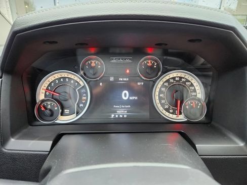 Used 2015 RAM 1500 Laramie w/ Convenience Group AWD/4WD image 23