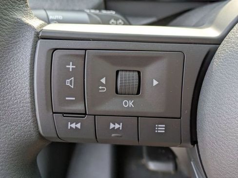 New 2026 Nissan Kicks SV w/ SV Premium Package AWD/4WD image 15