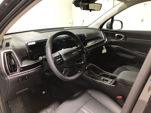 New 2026 Kia Sorento S w/ S Panoramic Sunroof Package FWD image 17