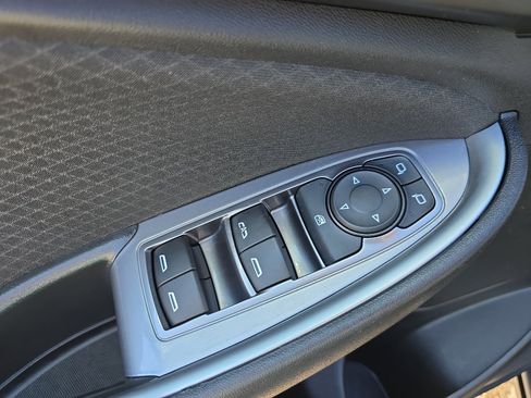 Used 2024 Chevrolet Malibu LT image 11