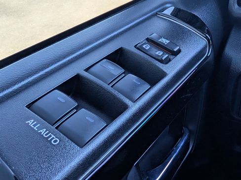 Used 2021 Toyota 4Runner SR5 Premium image 20