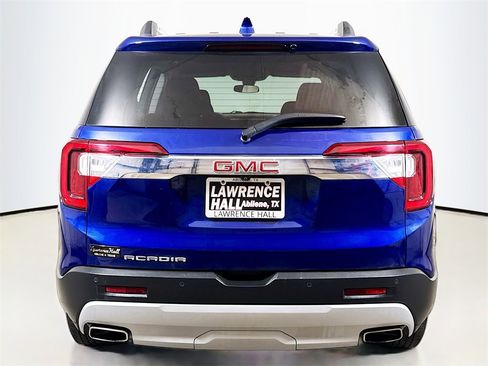 Used 2023 GMC Acadia SLE w/ Driver Convenience Package image 5