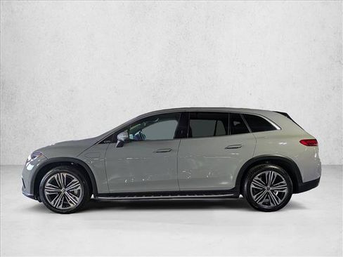 Used 2023 Mercedes-Benz EQS 450+ SUV image 9