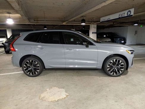 New 2026 Volvo XC60 B5 Ultra w/ Climate Package AWD/4WD image 2