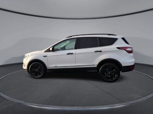 Used 2018 Ford Escape SE image 6
