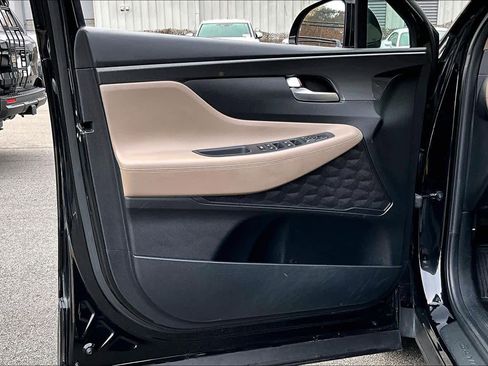 Used 2022 Hyundai Santa Fe SEL w/ Cargo Package image 19