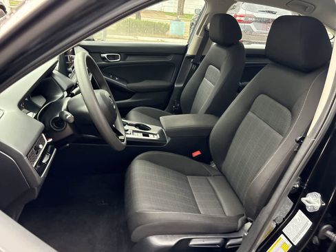 Used 2025 Honda Civic LX image 10