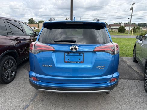 Certified 2018 Toyota RAV4 Limited w/ Advanced Technology Package AWD/4WD image 6