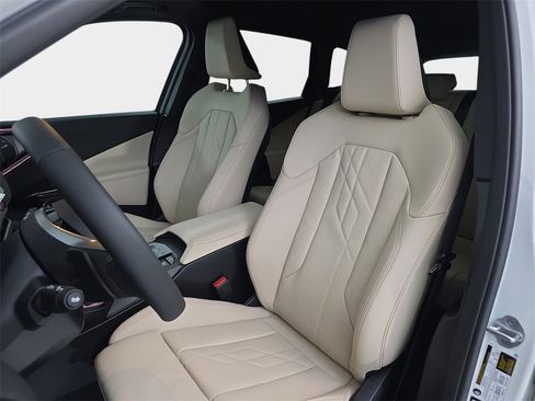 New 2026 BMW X3 xDrive30 w/ Premium Package image 15