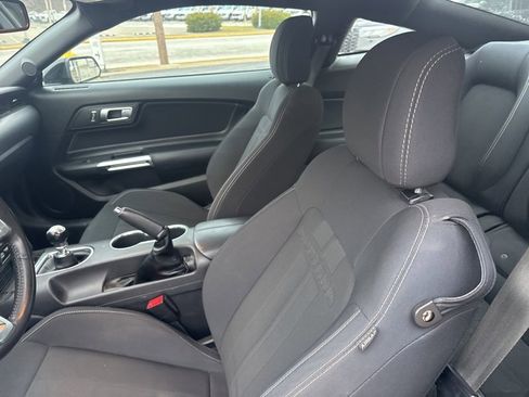 Used 2020 Ford Mustang GT image 11