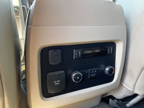 Used 2015 Lincoln Navigator 4WD image 11