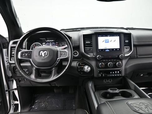 Used 2022 RAM 1500 Laramie w/ Sport Appearance Package AWD/4WD image 18