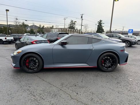 Used 2024 Nissan Z NISMO w/ Floor Mat Package image 5