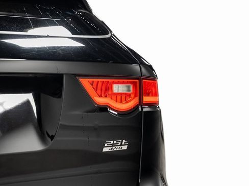 Used 2020 Jaguar F-PACE Premium AWD/4WD image 20