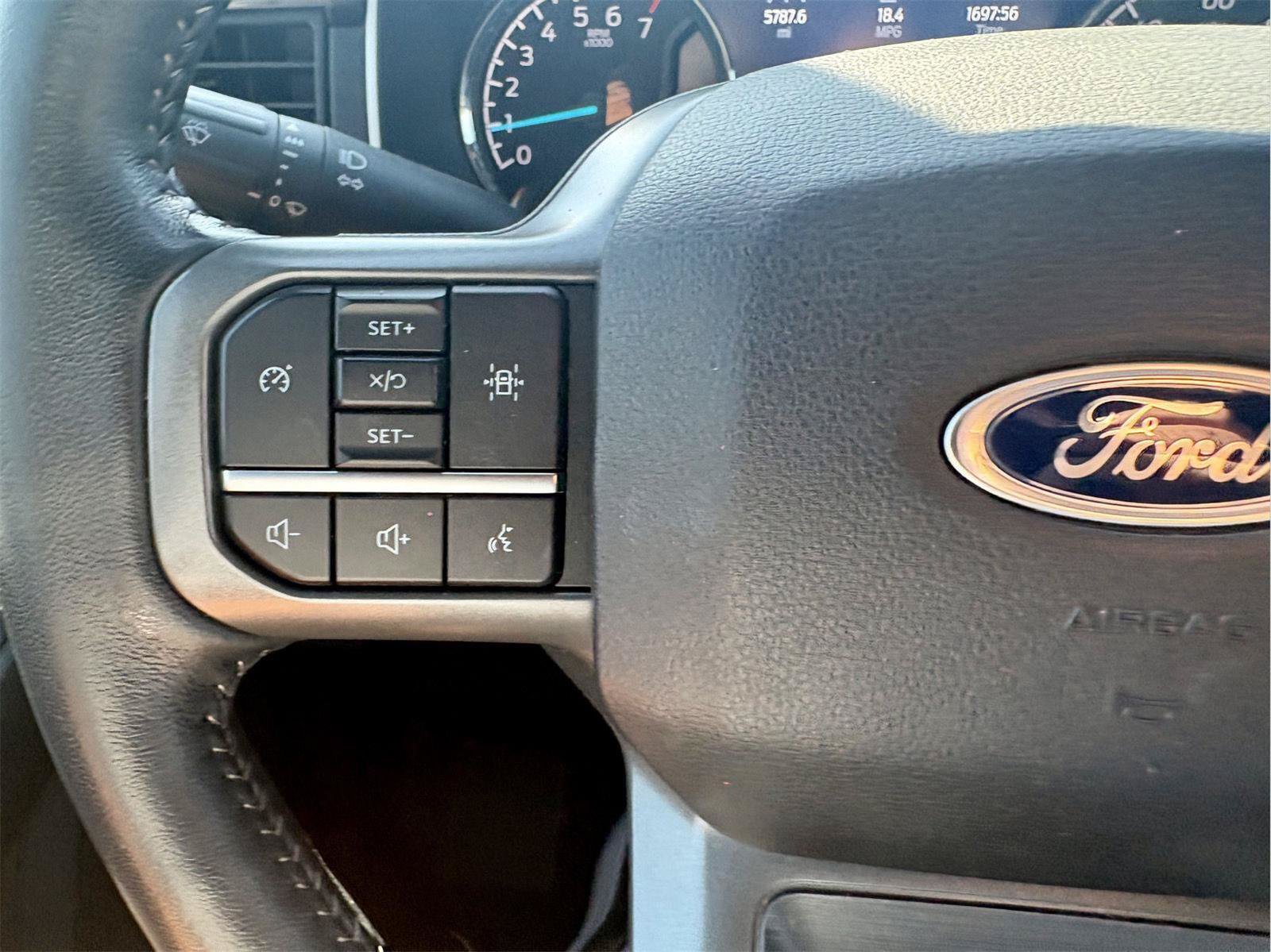 Used 2022 Ford F150 XLT w/ Equipment Group 301A Mid RWD image 17