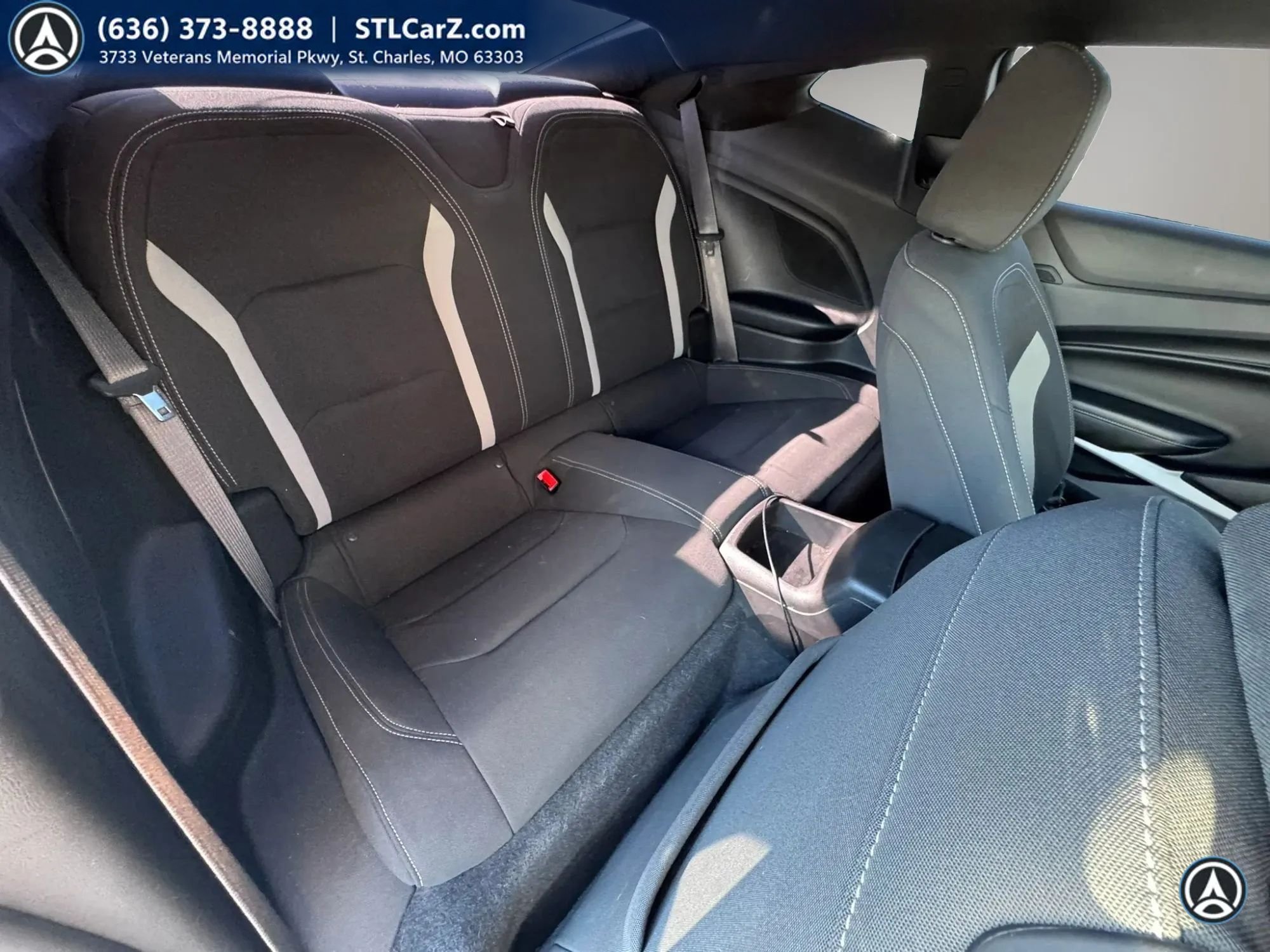 Used 2018 Chevrolet Camaro LT w/ Technology Package RWD image 15