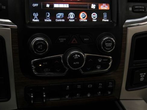 Used 2016 RAM 2500 Laramie w/ Convenience Group image 31